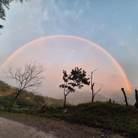 Glamping Monteverde Екстериор снимка