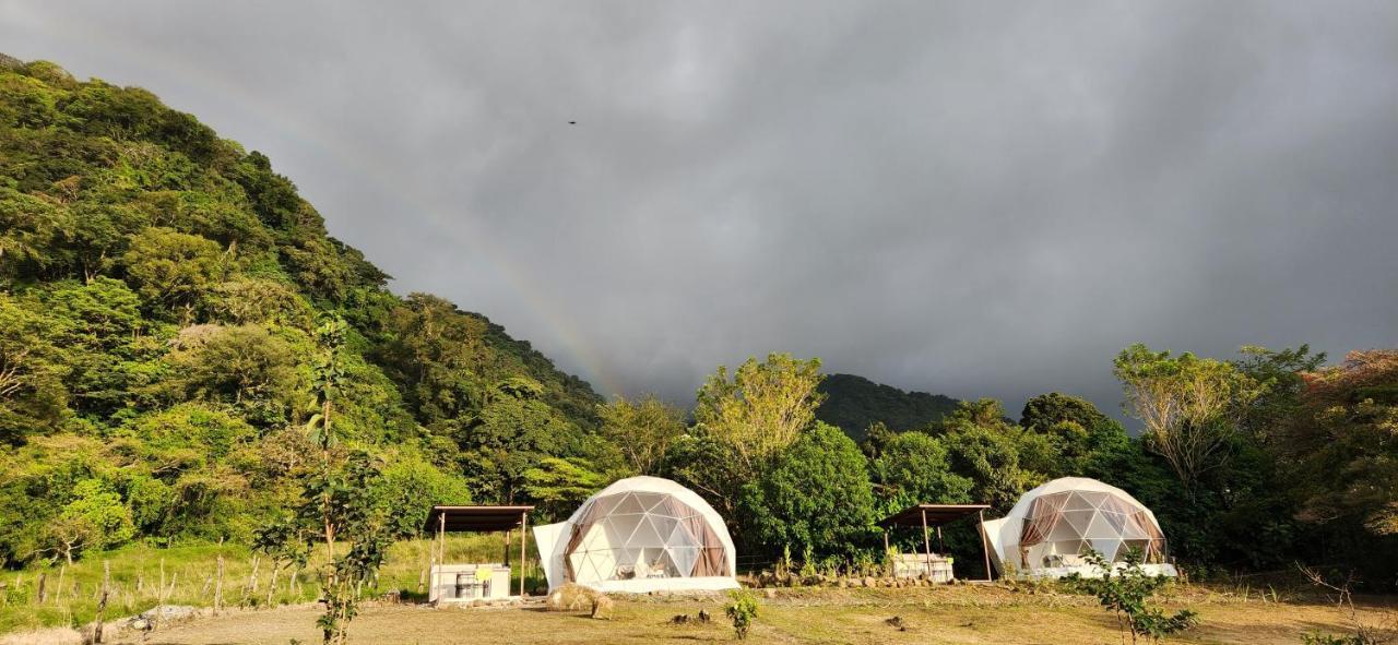 Glamping Monteverde Екстериор снимка